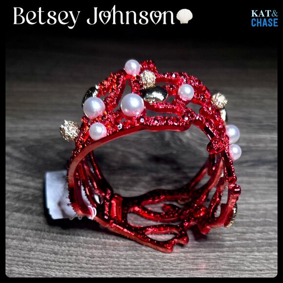 NWT Betsey Johnson Coral Hinge Bracelet Red Pearl Seashell Crystal Beach Sea - Picture 3 of 12